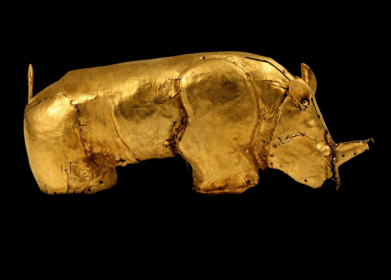 The golden rhinoceros of Mapungubwe — gold foil over a wooden core, c. 1250–1290, in the Mapungubwe Collection at the University of Pretoria.